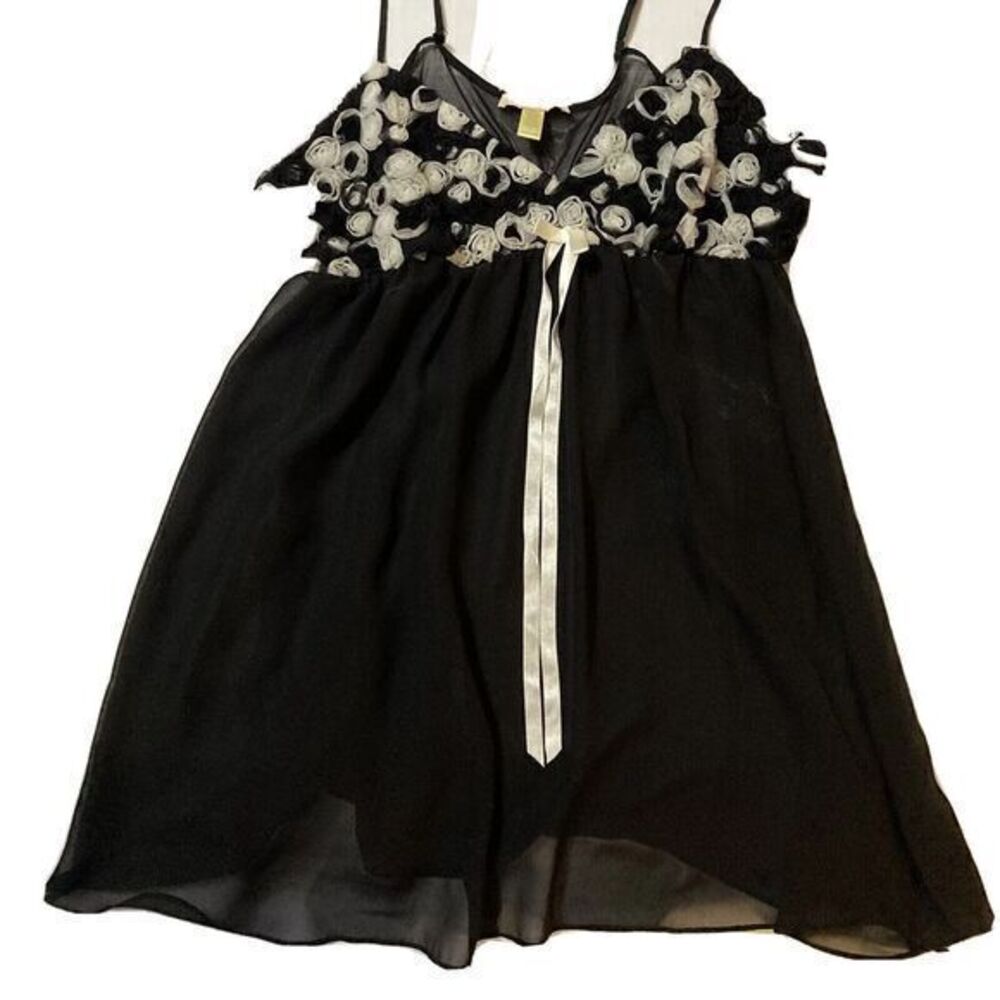 FLORA NIKROOZ Size L Black Floral Embellished Chemise Gown